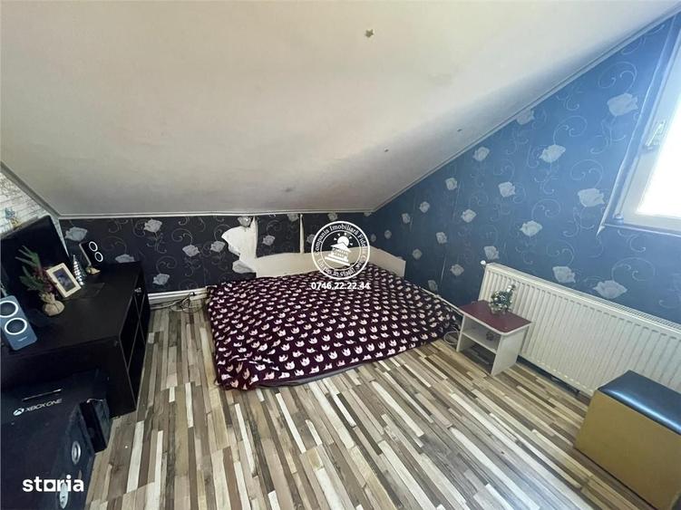 Casă cu 4 camere în Vânători