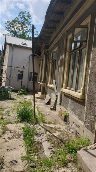 Casă cu 4 camere cu Canalizare în Central