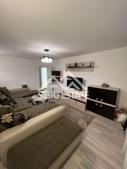 Apartament cu 3 camere decomandat, mobilat în Hipodrom 1