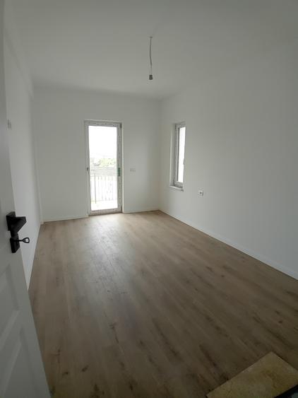 Casă individuală cu 4 camere cu Teren 350 Mp în Valea Ursului