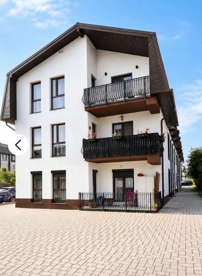 Apartament cu 2 camere decomandat în Tractorul