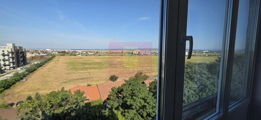 Apartament cu 3 camere semidecomandat în Cablul Românesc