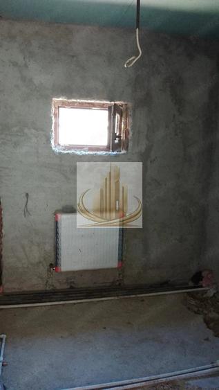 Casă cu 3 camere cu Teren 1300 Mp în Dudeștii Noi