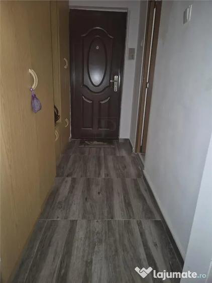 Soarelui - 2 Camere - Centrala proprie - Decomandat - 2