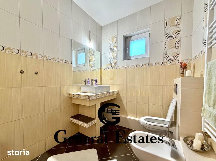 Casă cu 6 camere cu Canalizare în Valea Lupului