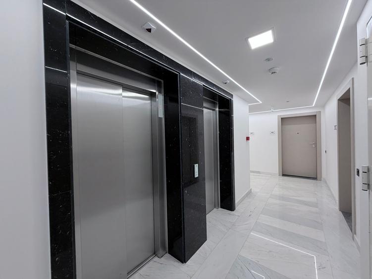 Apartament cu 2 camere semidecomandat în Aviației