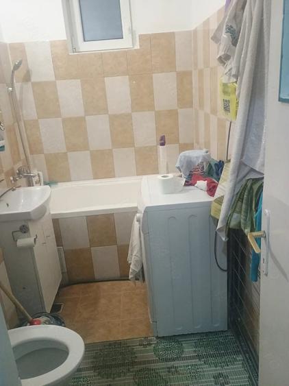 Apartament cu 2 camere semidecomandat în Ilia
