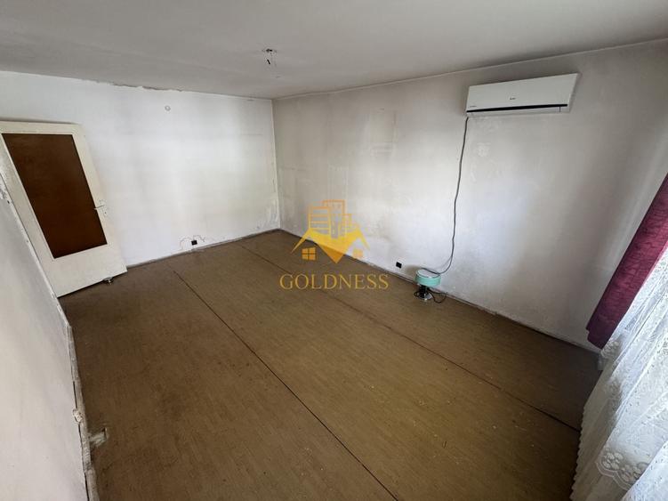 Apartament cu 3 camere decomandat, mobilat în Zorilor