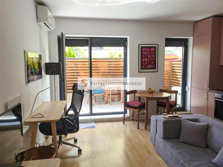 Apartament cu 2 camere semidecomandat, mobilat în Domenii