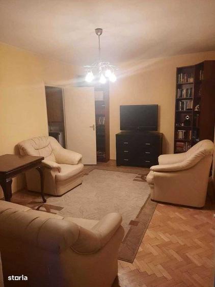 Apartament cu 2 camere semidecomandat în 1 Mai