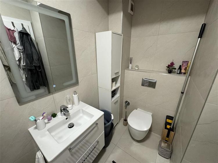 Apartament cu 2 camere decomandat în Calea Aradului