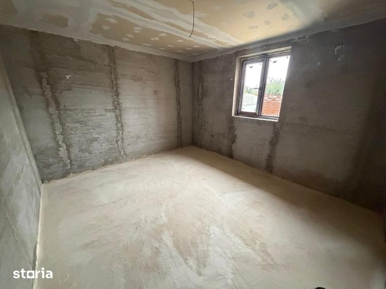 Casă cu 4 camere cu Teren 780 Mp în Tichilești