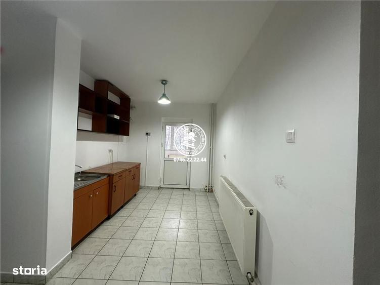Spatiu comercial de inchiriat Alexandru cel Bun - 2