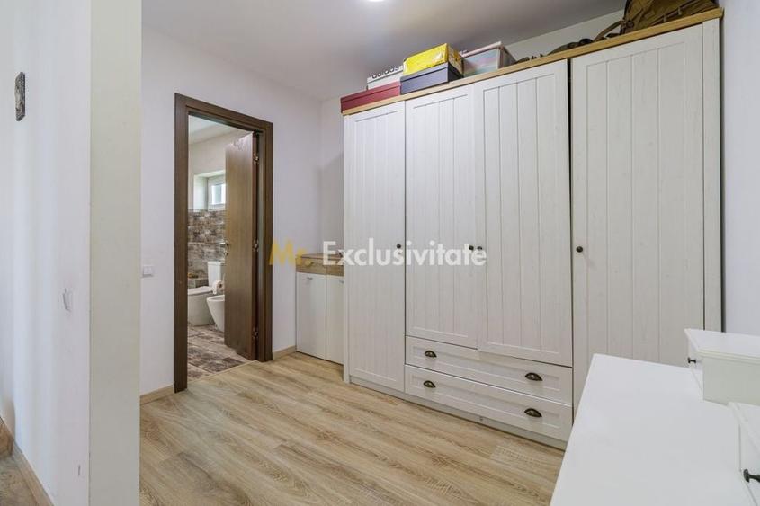 Casă cu 5 camere cu Teren 1537 Mp în Cornetu