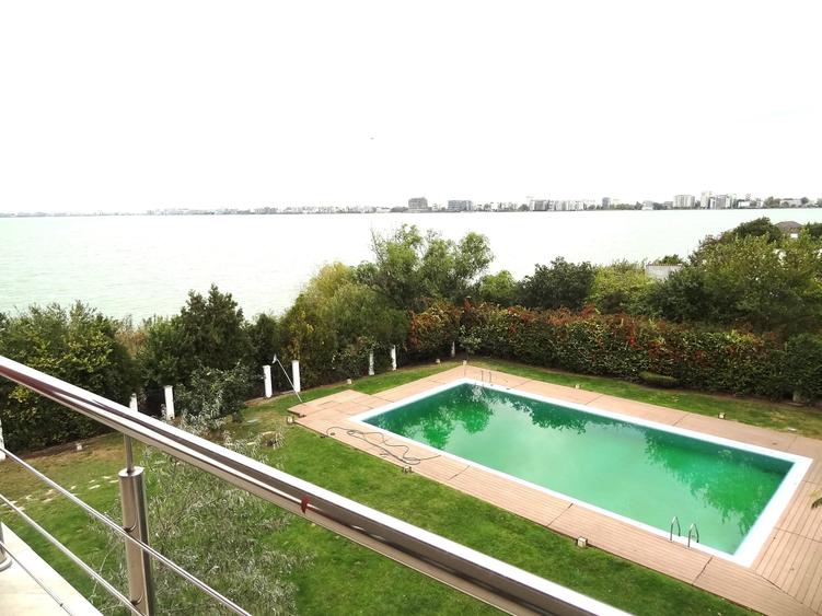 Casă individuală cu 5 camere cu Piscina în Palazu Mare