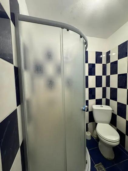 Casă cu 7 camere cu Canalizare în Armeneasca