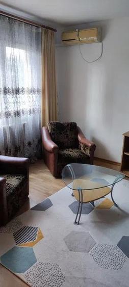 Apartament cu 2 camere nedecomandat, mobilat în Podu Roș