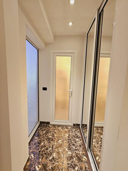 Apartament cu 2 camere semidecomandat în Micro 40