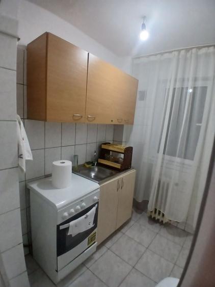 Apartament cu 2 camere semidecomandat în Smeura