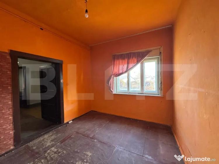 Casă cu 3 camere cu Teren 640 Mp în Central