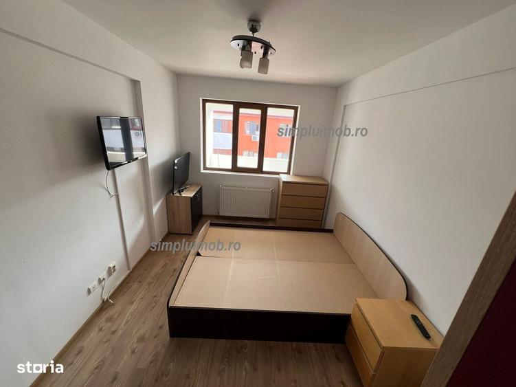 Apartament cu 2 camere decomandat în Central — fotografia 1