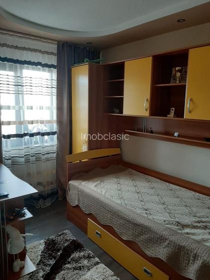 Vanzare apartament 3 camere, confort II, micro 9 Targoviste