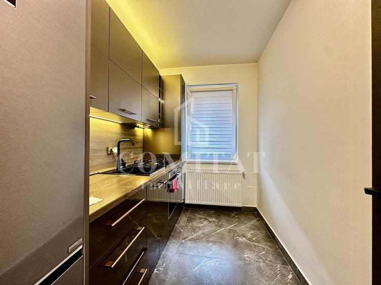 Apartament cu 3 camere decomandat, mobilat în Florești