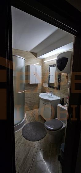 Apartament cu 2 camere semidecomandat, mobilat în City Park Mall