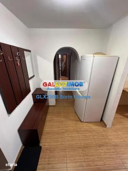 Apartament cu 3 camere decomandat, mobilat în Tei