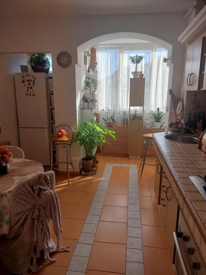 Apartament cu 3 camere în Centrul Istoric