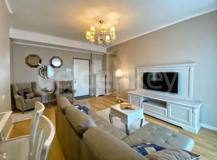 Apartament cu 3 camere semidecomandat, mobilat în Herăstrău