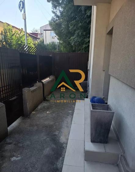 Casă individuală cu 6 camere cu Teren 150 Mp în Tineretului