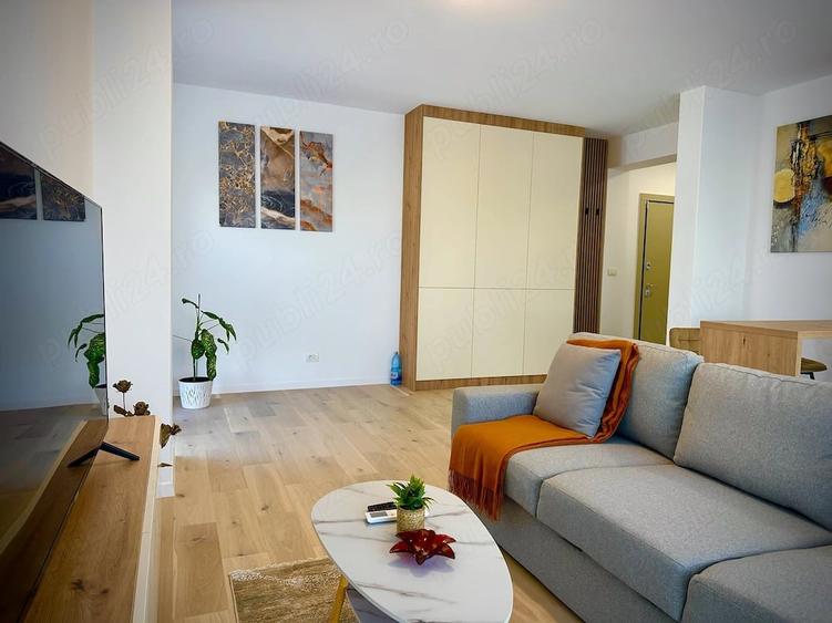Apartament cu 2 camere decomandat în Central