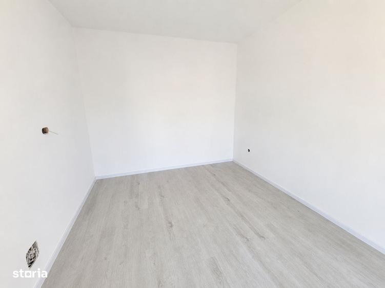 Casă cu 3 camere cu Teren 200 Mp în Central