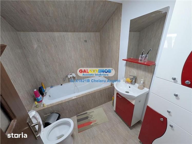 Casă cu 5 camere cu Teren 2000 Mp în Gruiu