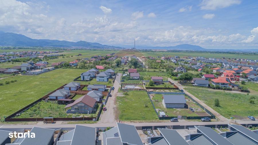Teren de 683 mp, în Tărlungeni