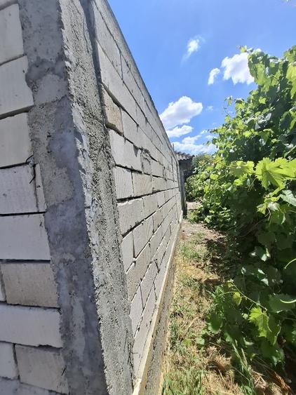 Casă individuală cu 1 camere cu Teren 300 Mp în Fetești-Gară