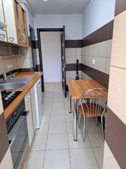 Apartament cu 2 camere decomandat în Aurel Vlaicu