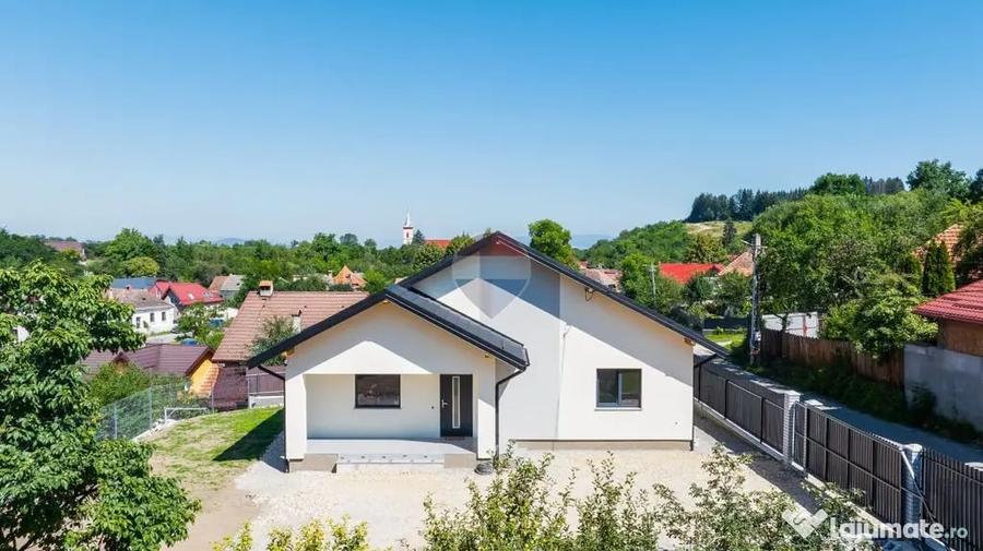 Casă cu 3 camere cu Teren 426 Mp în Tărlungeni