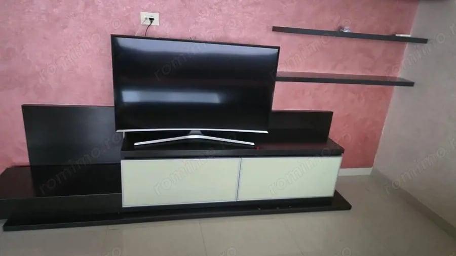 Apartament cu 2 camere decomandat în