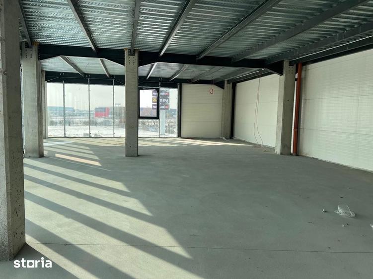Spațiu comercial, de 1,334 mp, în Nord