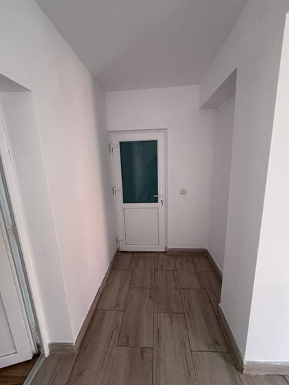 Casă individuală cu 5 camere cu Teren 3223 Mp în Josani (Măgești)