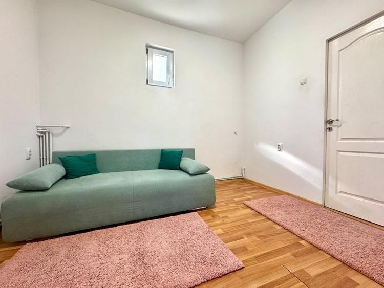 Apartament cu 3 camere semidecomandat, mobilat în Gheorgheni