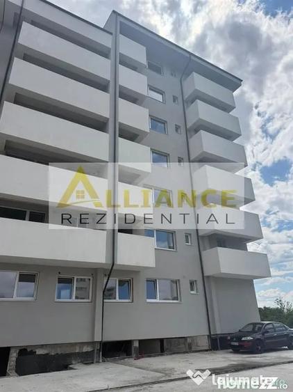 Apartament cu 3 camere decomandat în Metalurgiei