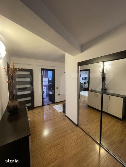 Apartament cu 3 camere decomandat în Siloz