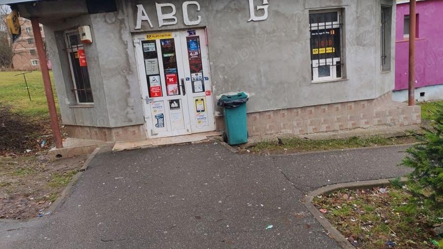 Spațiu comercial, de 90 mp, în Central
