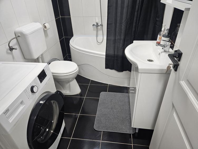 Apartament cu 2 camere decomandat în Dobroești