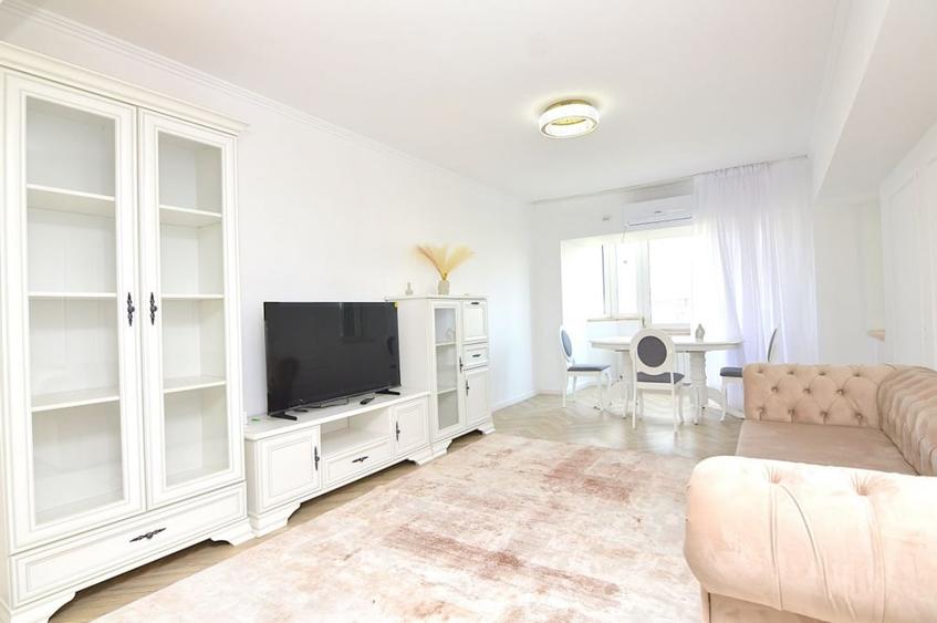 INCHIRIERE APARTAMENT 3 CAMERE BULEVARDUL UNIRII – PIATA ALBA IULIA - 1
