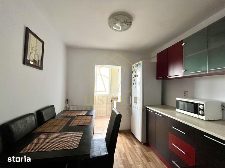 Apartament cu 2 camere decomandat în Complex Studențesc