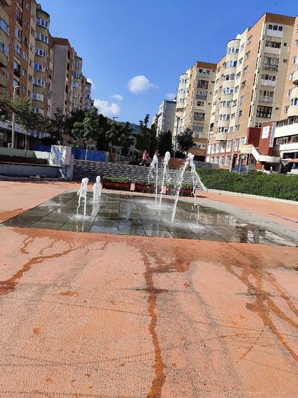 Garsonieră decomandată în Valea Cetății